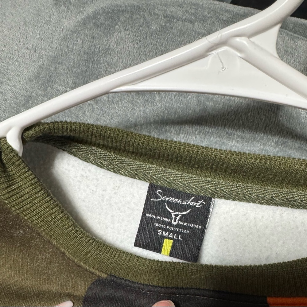 Screenshot Olive Green Sweater